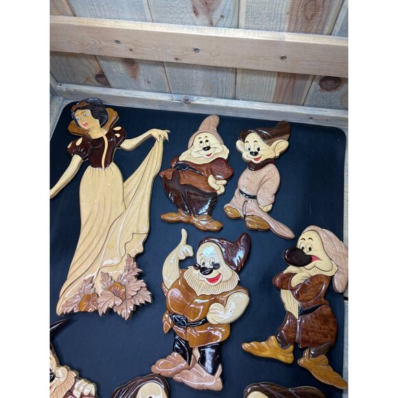 RARE Vintage Disney Snow White & Seven Dwarfs Wooden Nursery Wall Hanging Set - Picture 2 of 10